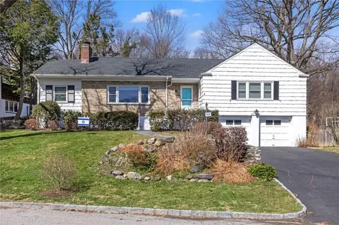 205 Bon Air Avenue New Rochelle NY 10804