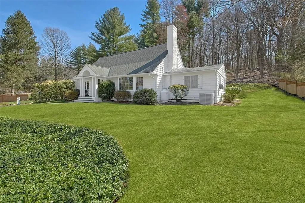636 Quaker Road Chappaqua NY 10514