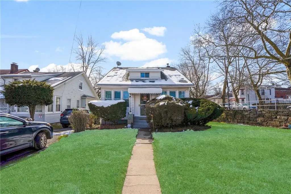 8 E Kingsbridge Road Mount Vernon NY 10550