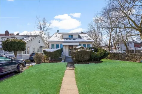 8 E Kingsbridge Road Mount Vernon NY 10550