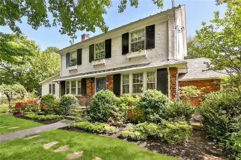 128 Manor Lane Pelham NY 10803