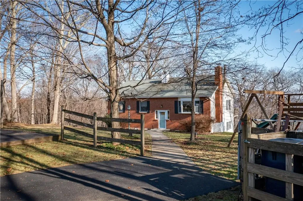 27 Birch Terrace Pawling NY 12564