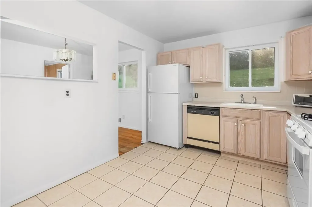 14 Hilltop Drive Mahopac NY 10541