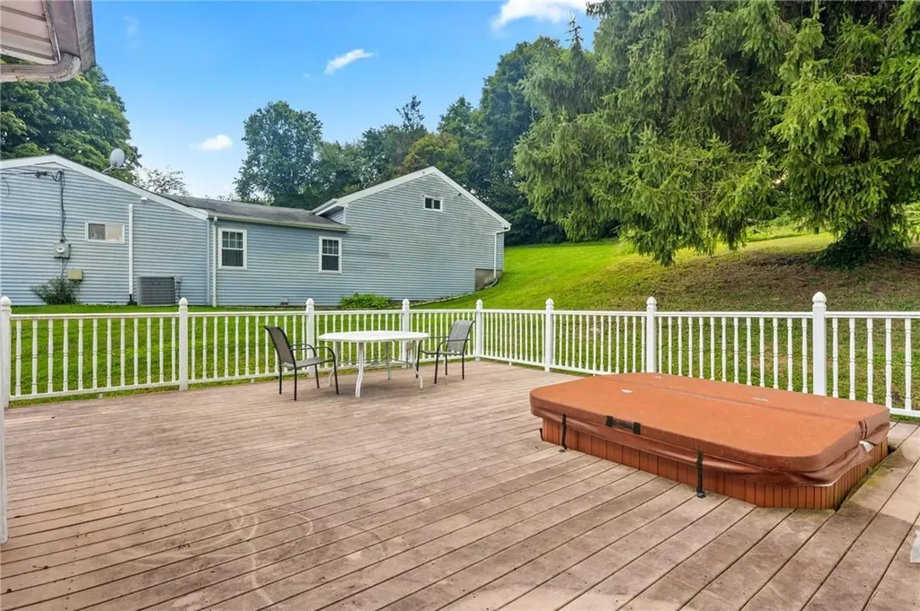 14 Hilltop Drive Mahopac NY 10541