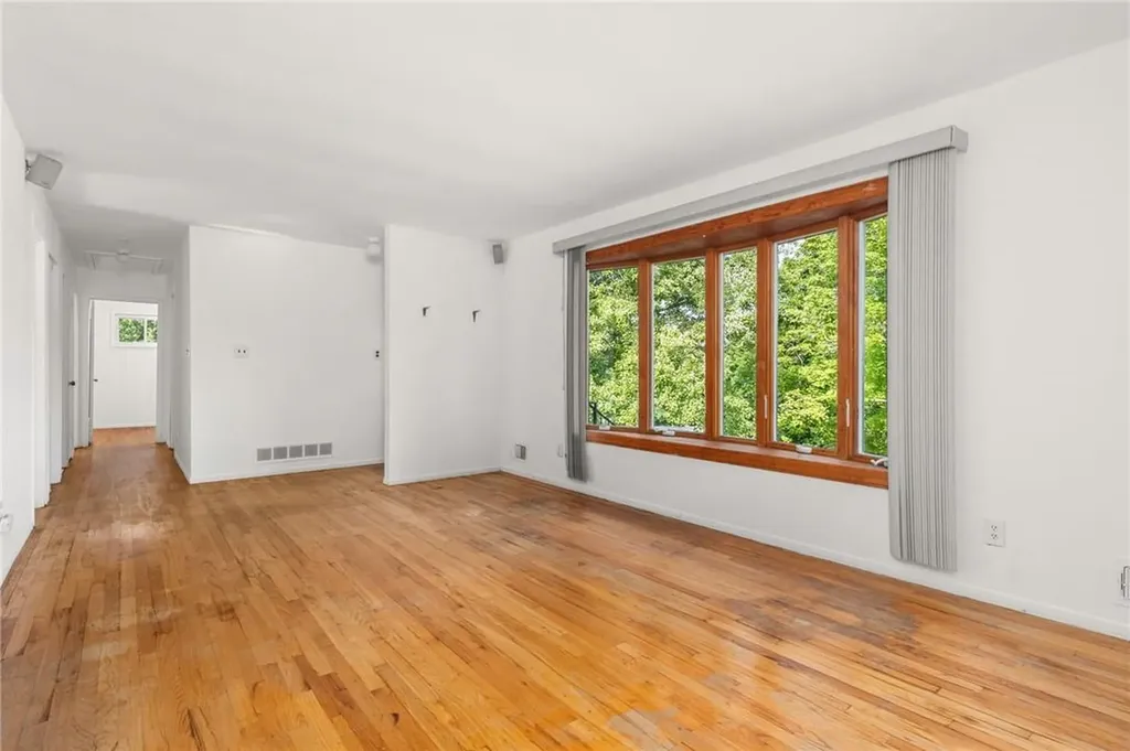 14 Hilltop Drive Mahopac NY 10541