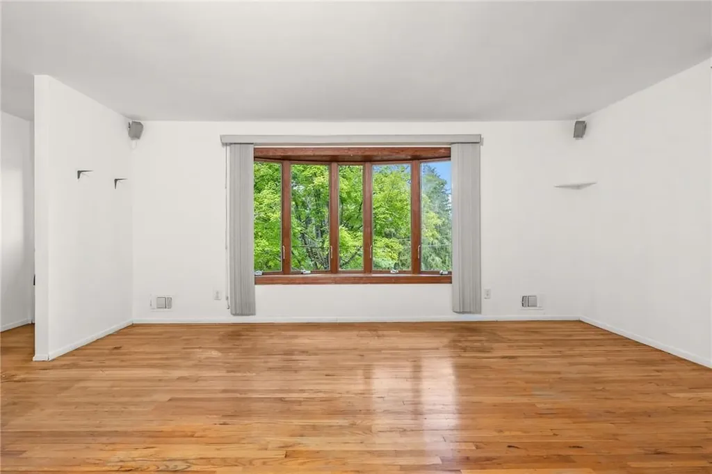 14 Hilltop Drive Mahopac NY 10541