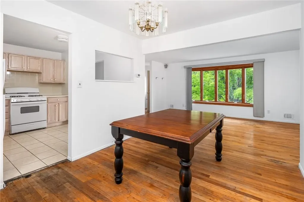 14 Hilltop Drive Mahopac NY 10541