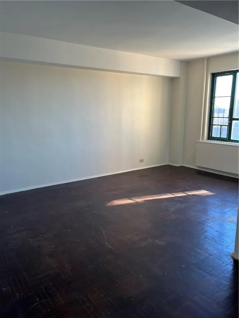 1491 West Avenue Bronx NY 10462