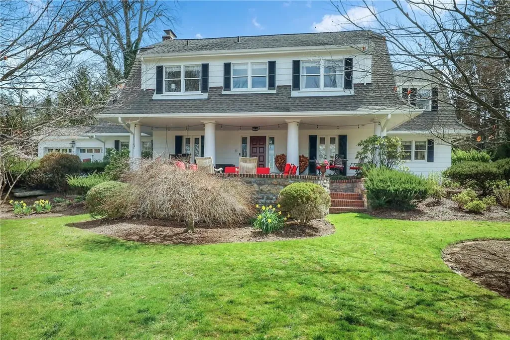 8 Park Road Scarsdale NY 10583