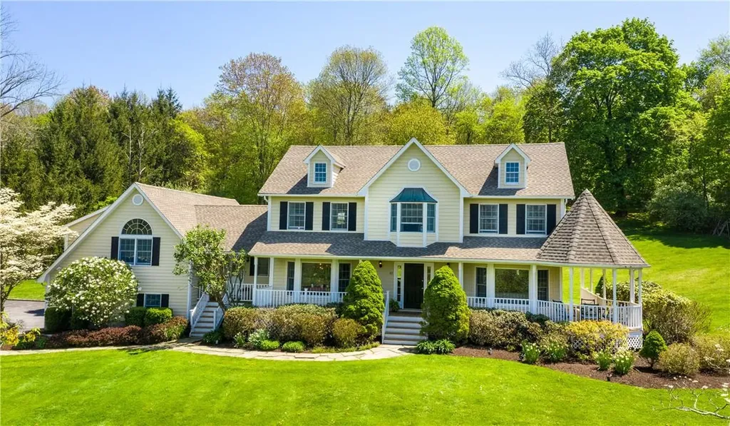 23 Equestrian Park Drive Katonah NY 10536