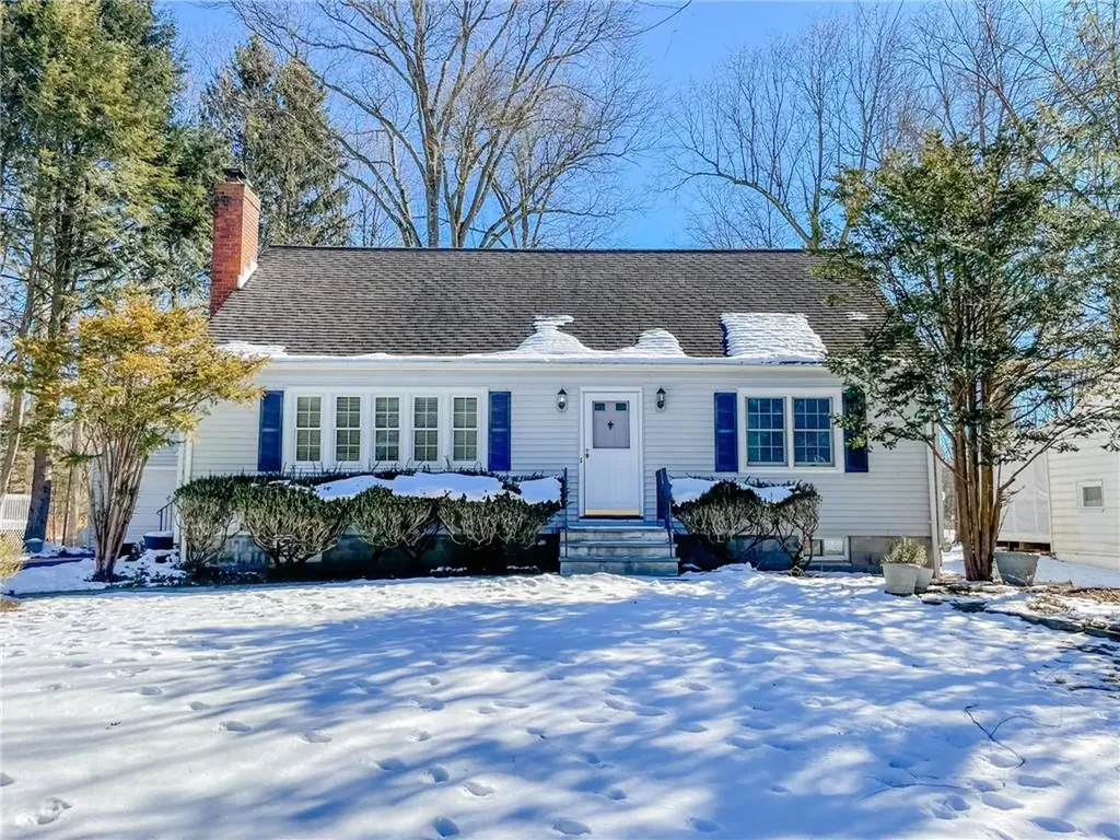 24 Alfred Drive Poughkeepsie NY 12603