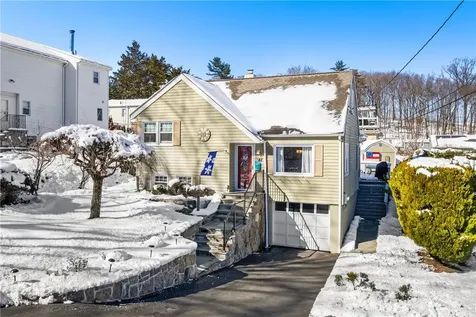 48 Hayhurst Avenue Valhalla NY 10595