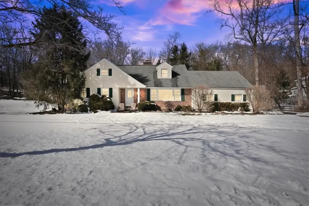 11 Dwight Lane Bedford Hills NY 10507
