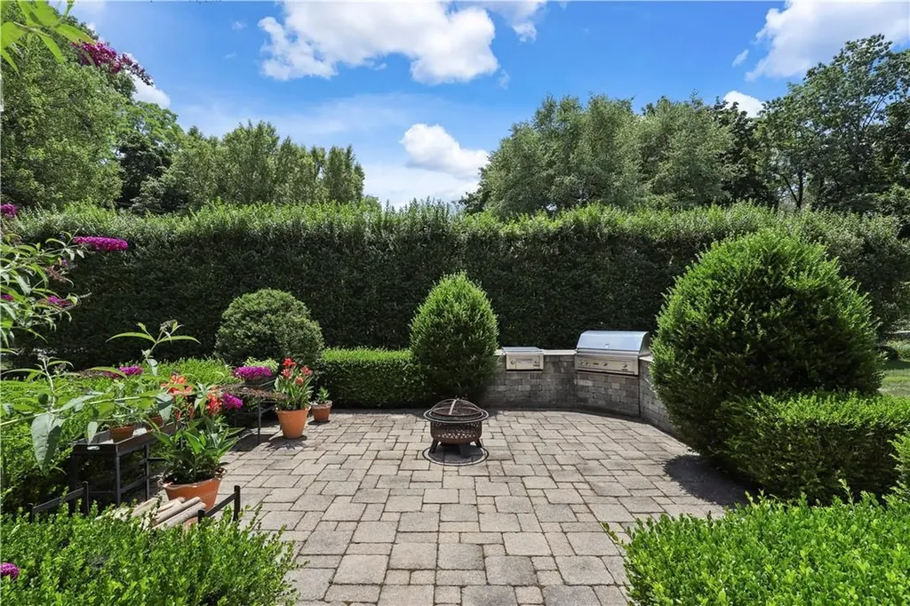 42 Cottage Avenue Purchase NY 10577