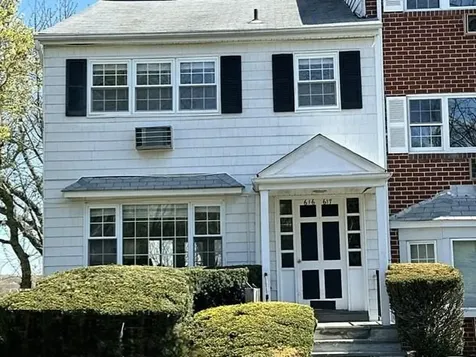 616 Woodland Hills Road White Plains NY 10603
