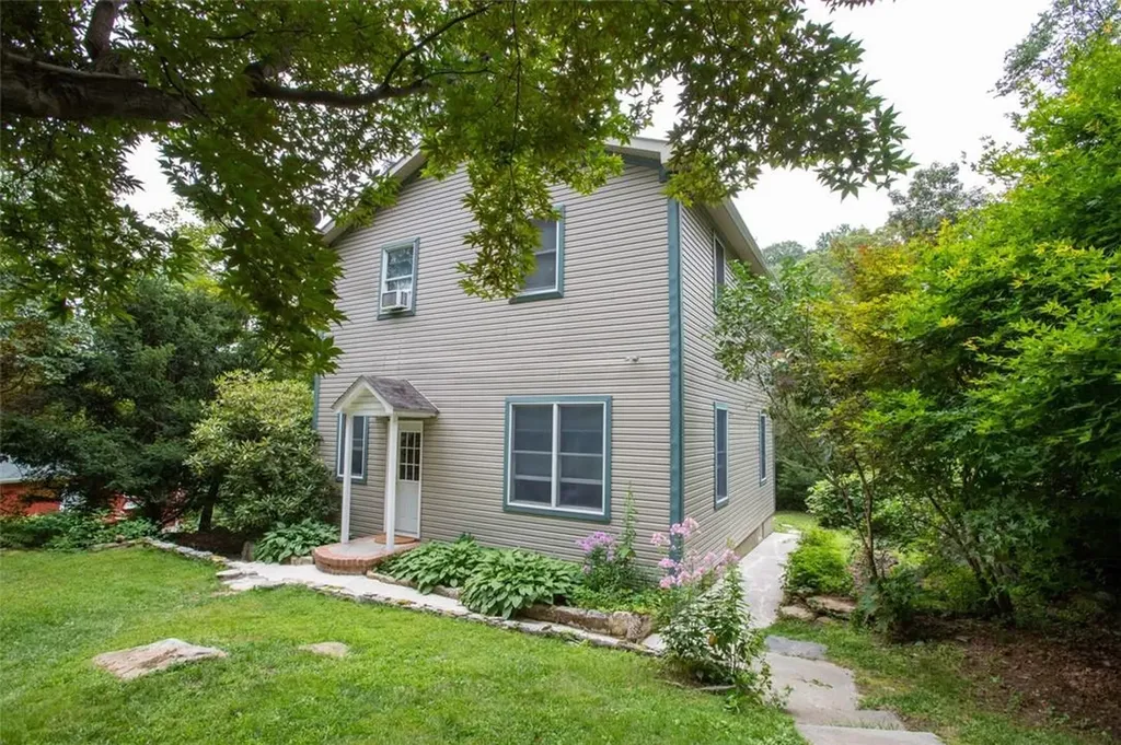 7 Lorraine Road Carmel NY 10512