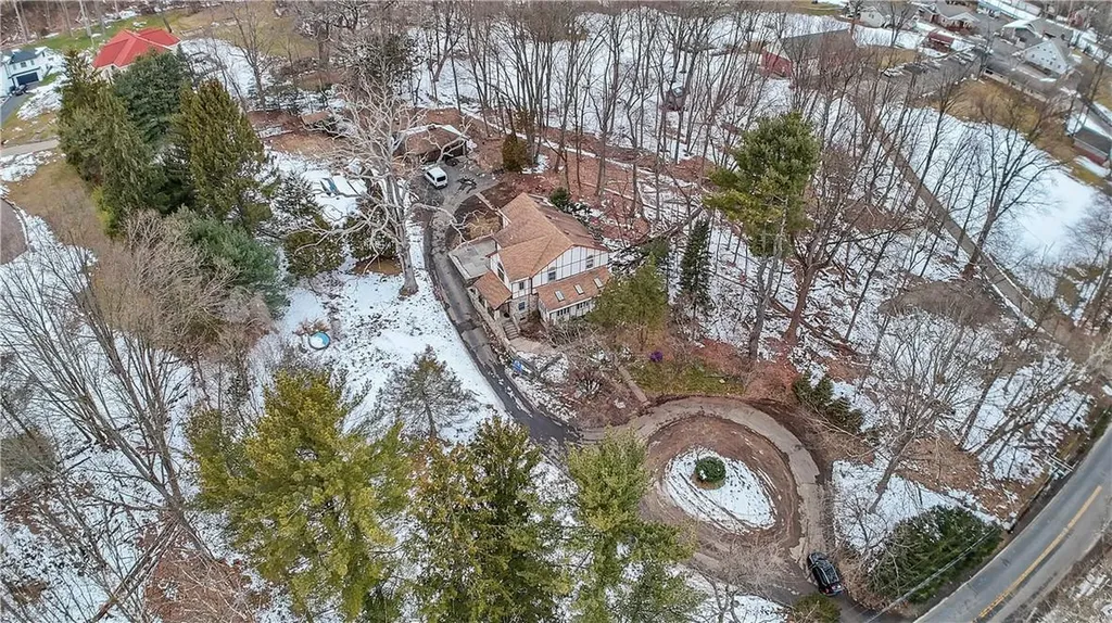 399 S Pascack Road Spring Valley NY 10977