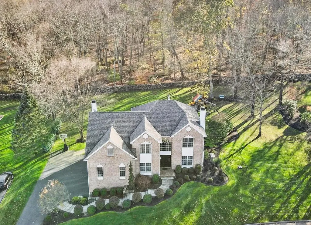 7 Trotter Drive North Salem NY 10560