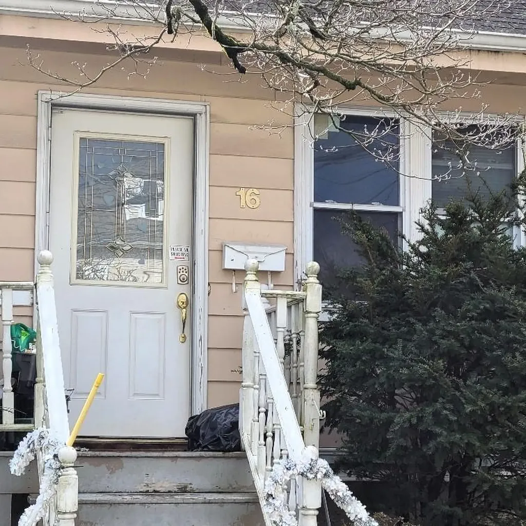 16 Agate Avenue Ossining NY 10562
