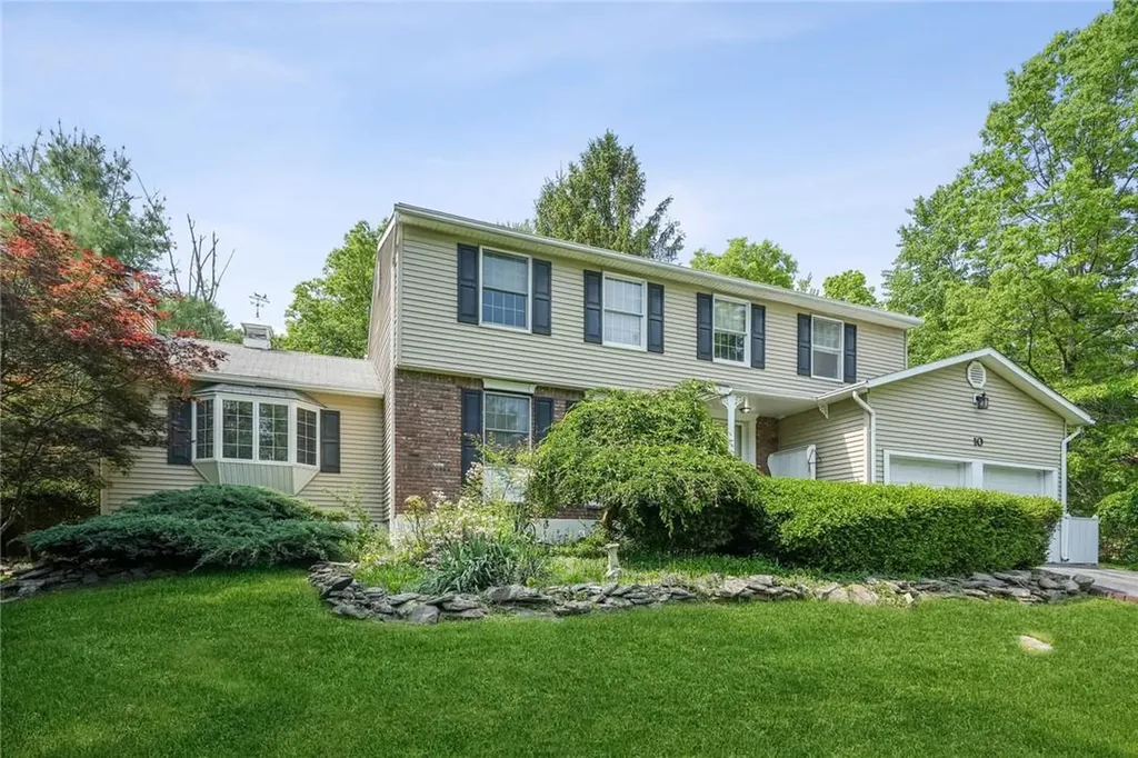 10 Todd Drive Middletown NY 10941