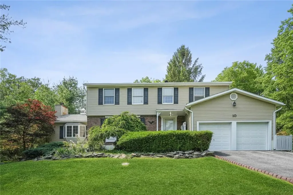 10 Todd Drive Middletown NY 10941