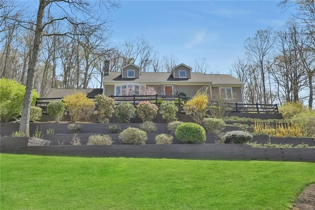 52 Bacon Hill Road Pleasantville NY 10570