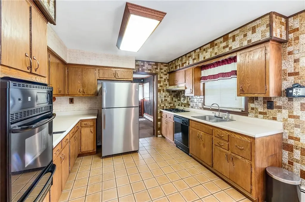 980 Chestnut Ridge Road Spring Valley NY 10977