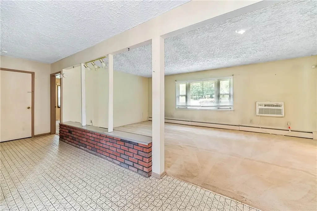 980 Chestnut Ridge Road Spring Valley NY 10977