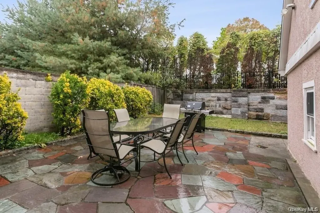 48 Parkway Road Bronxville NY 10708