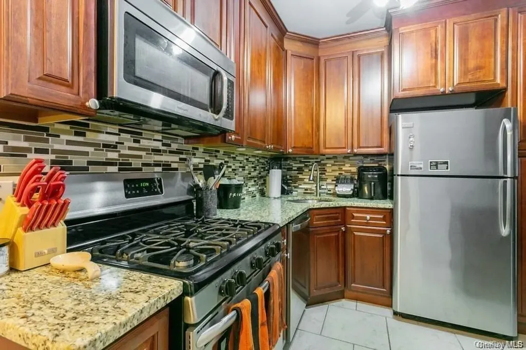 48 Parkway Road Bronxville NY 10708