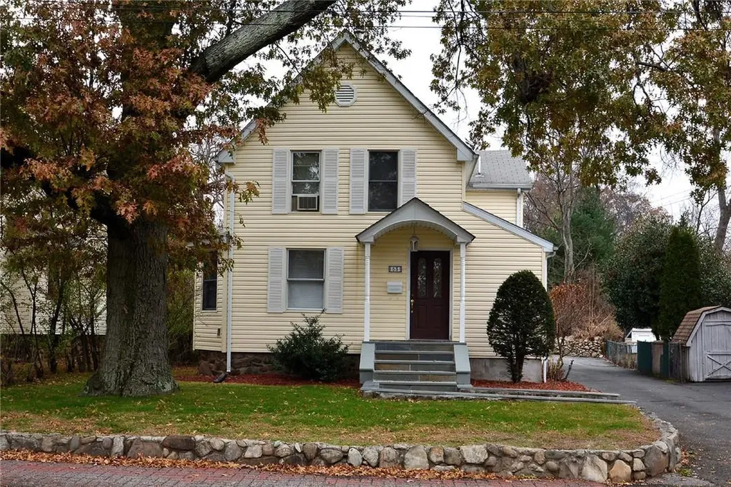 53 E Washington Avenue Pearl River NY 10965