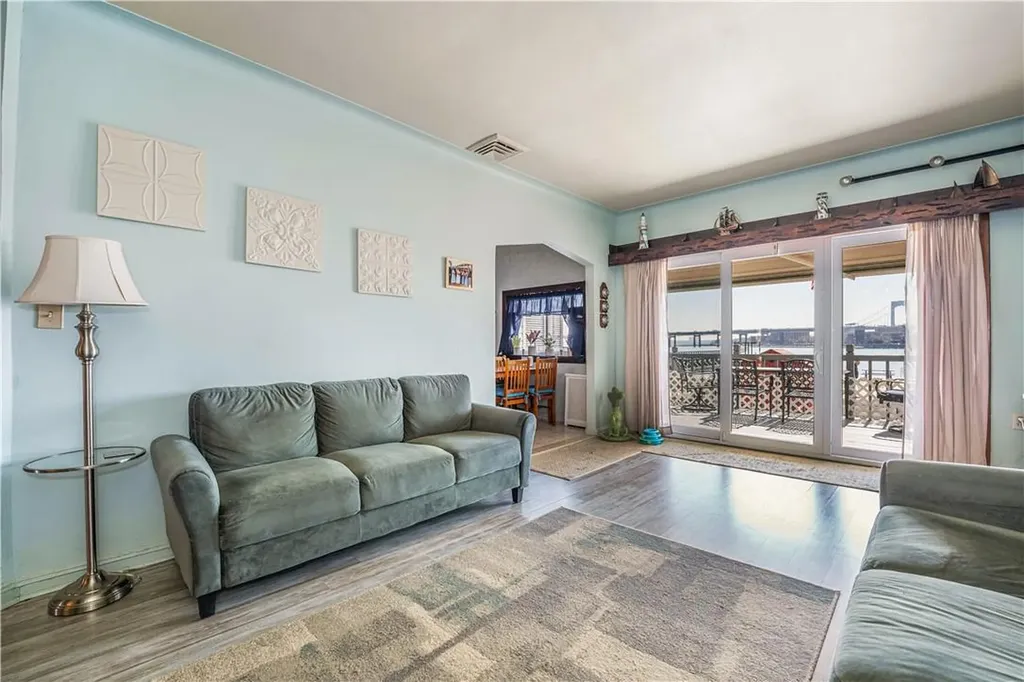3186 Tierney Place Bronx NY 10465