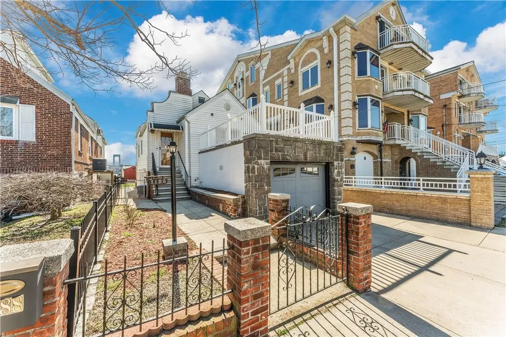 3186 Tierney Place Bronx NY 10465