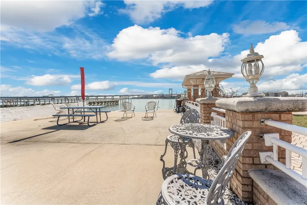 3186 Tierney Place Bronx NY 10465