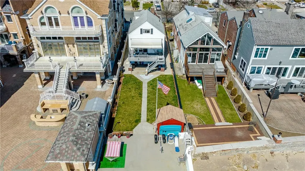 3186 Tierney Place Bronx NY 10465