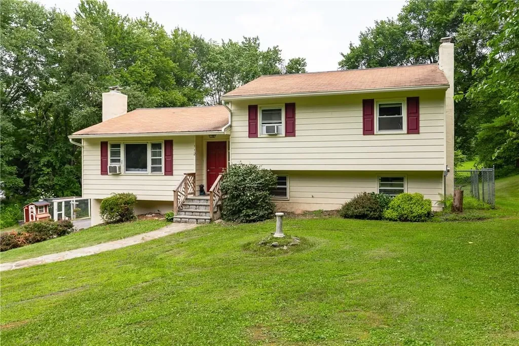112 Yantz Road Red Hook NY 12571