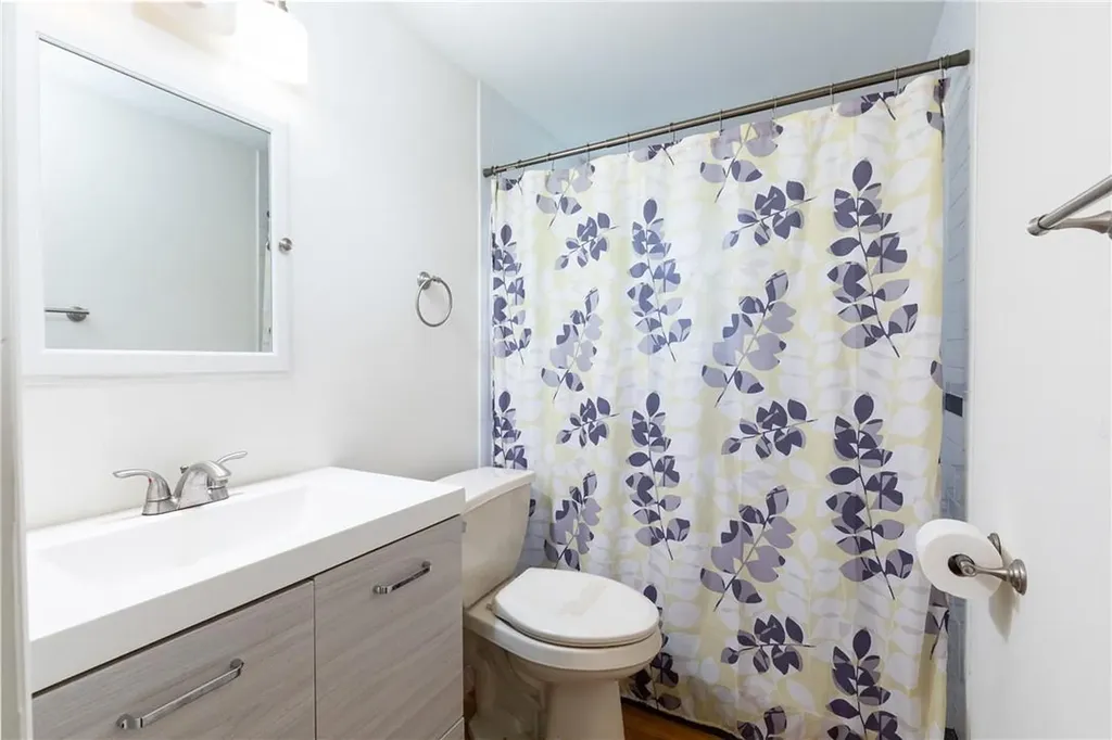 112 Yantz Road Red Hook NY 12571
