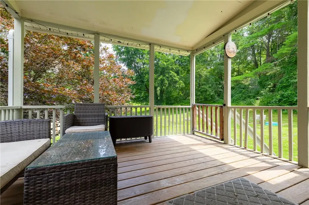 112 Yantz Road Red Hook NY 12571