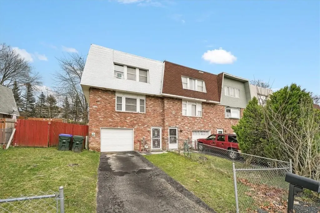 43 Greenway Terrace Middletown NY 10941