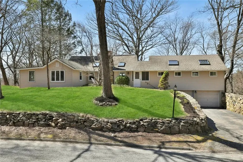38 Boutonville Road South Salem NY 10590