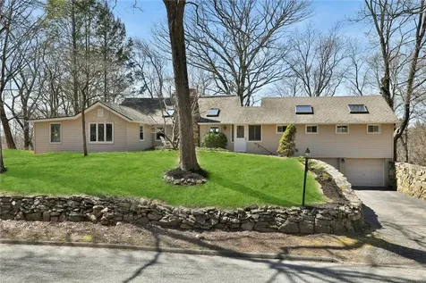 38 Boutonville Road South Salem NY 10590
