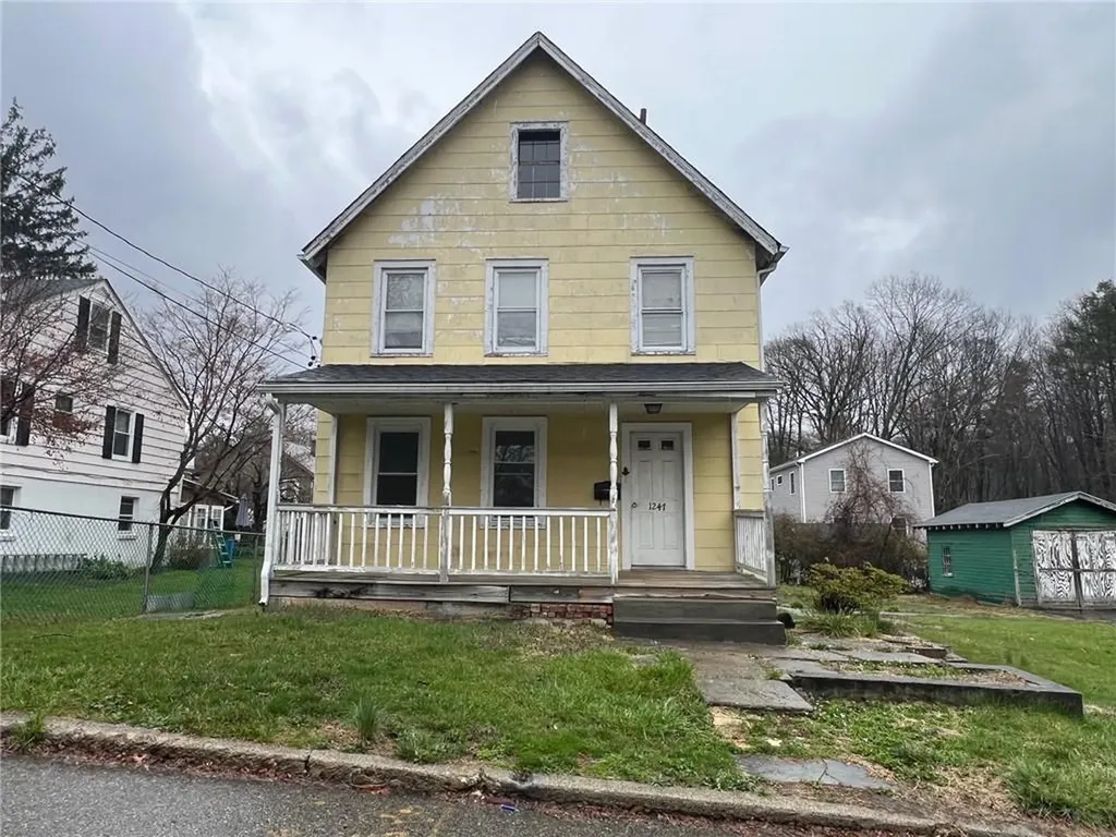 1247 Jackson Street Peekskill NY 10566