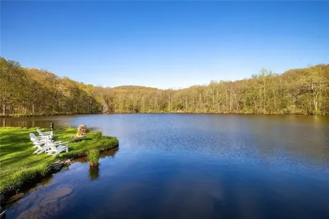180 Dean Road Stormville NY 12582
