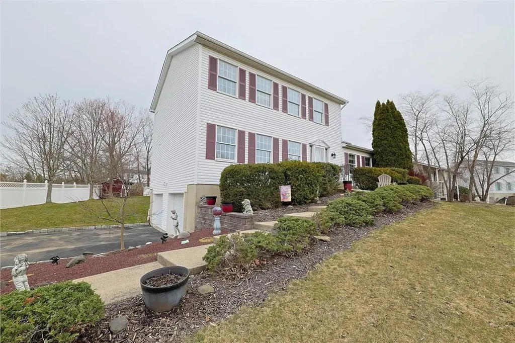 107 Heather Circle Newburgh NY 12550