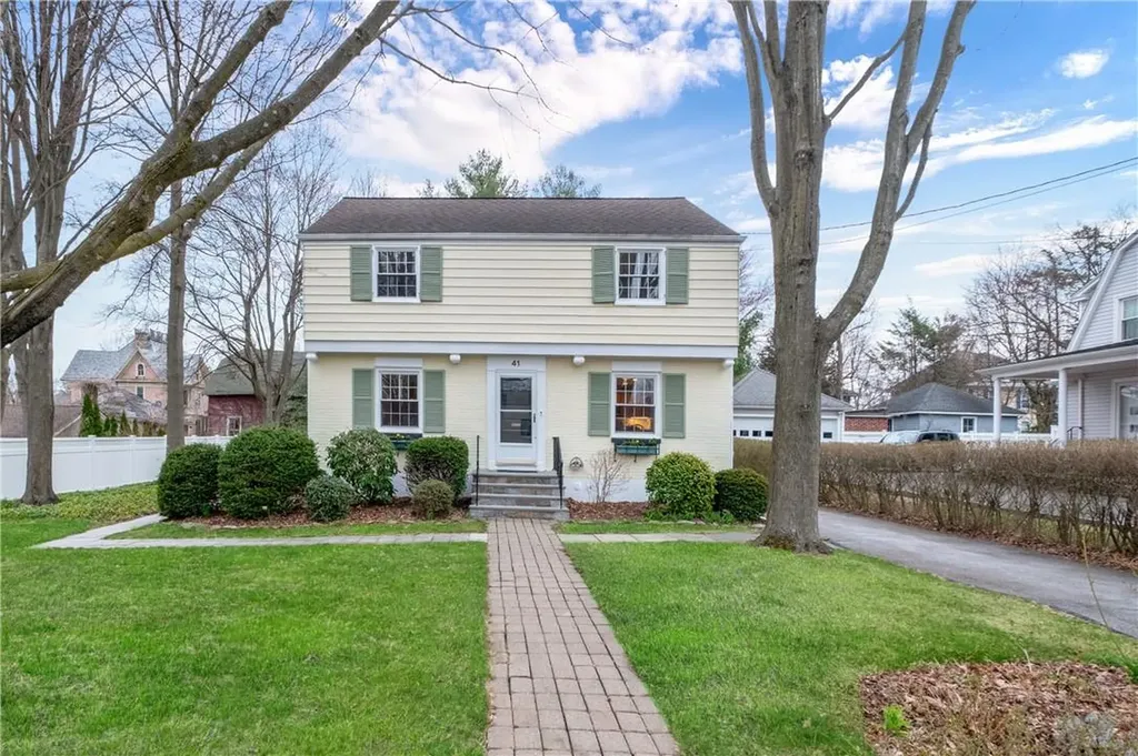 41 Grandview Avenue White Plains NY 10605