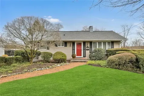 7 Foxhill Road Valhalla NY 10595