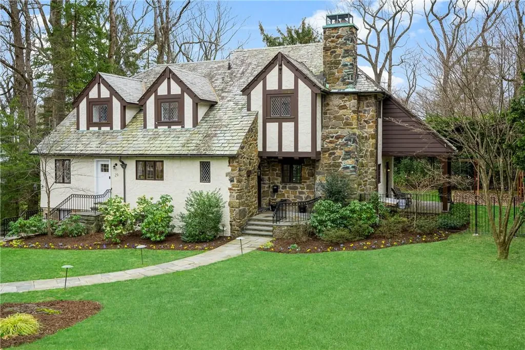 29 Mountain Avenue Larchmont NY 10538