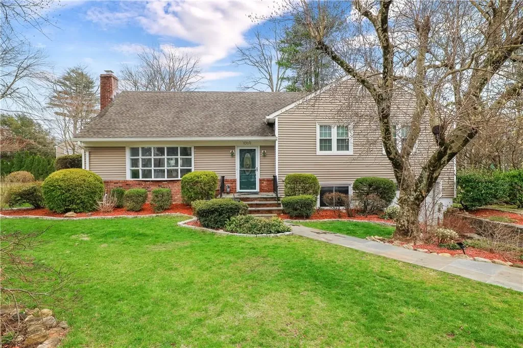 1069 Pinebrook Boulevard New Rochelle NY 10804