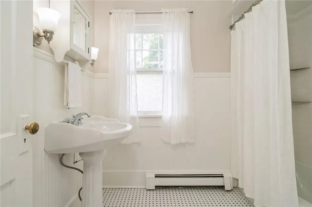 57 Maple Avenue Warwick NY 10990