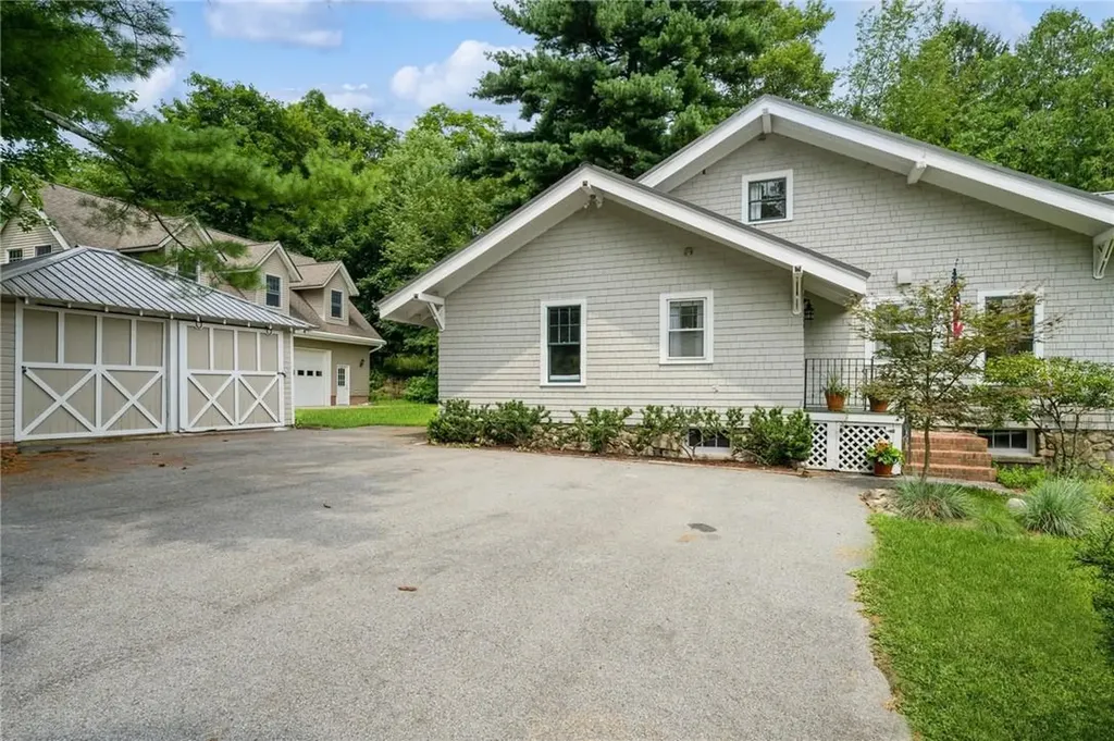 57 Maple Avenue Warwick NY 10990
